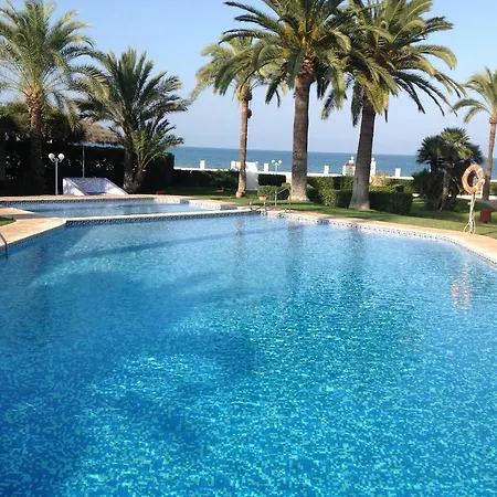 Urbanizacion Primera Línea De Playa Apartamento