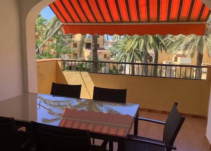 Urbanizacion Primera Linea De Playa デニア